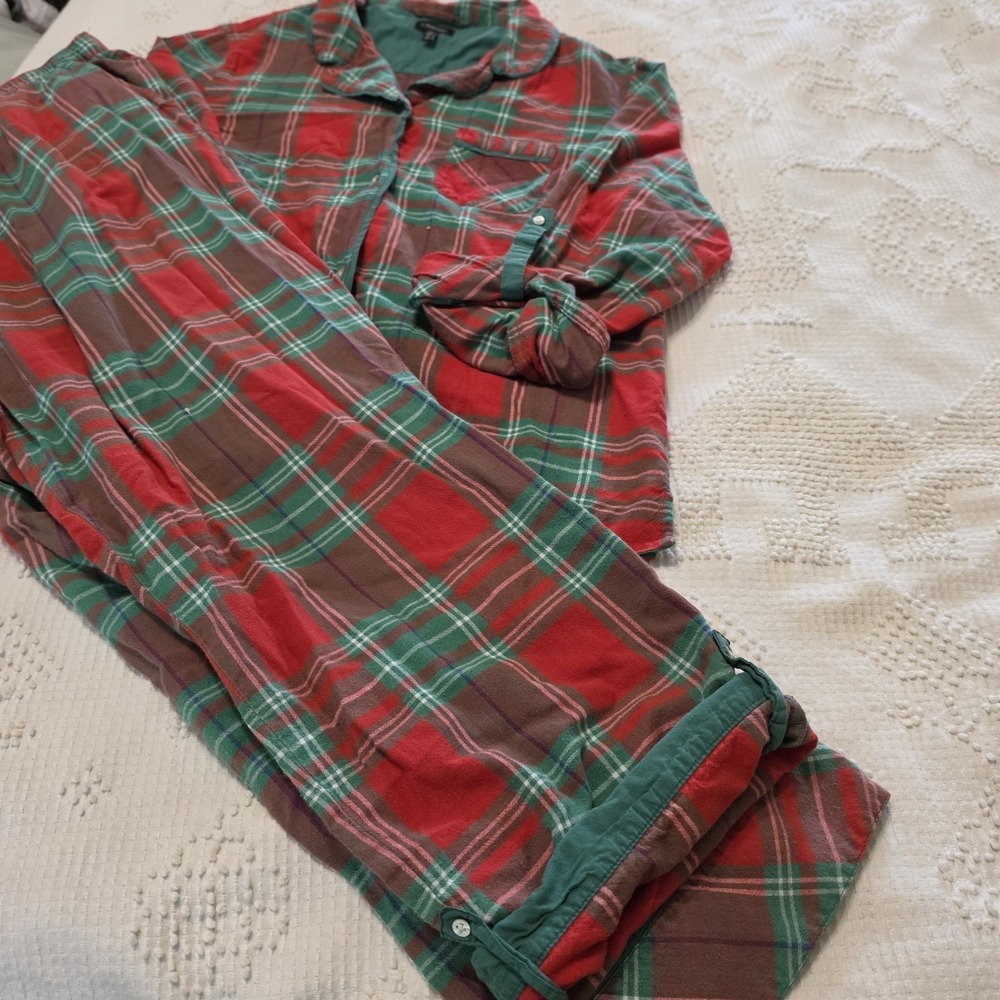 J. Peterman Women's Plaid Pajama Set | Size Large | 100% Cotton | Holiday Tartan